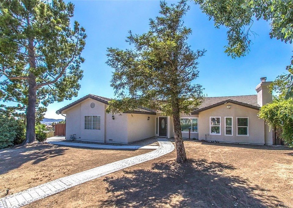 1st image of 6874 Palm Ave