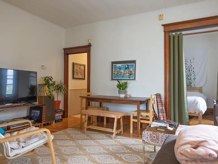 631 Jackson St NE #1 — Photo 14