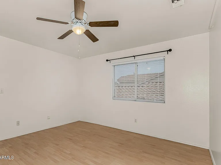 1343 E Angela Dr — Photo 32