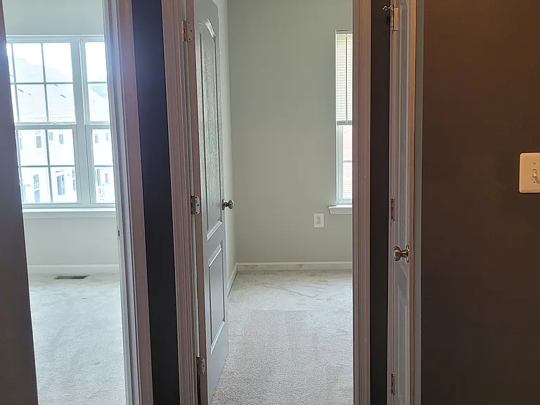 9555 Weshurst Ln — Photo 7