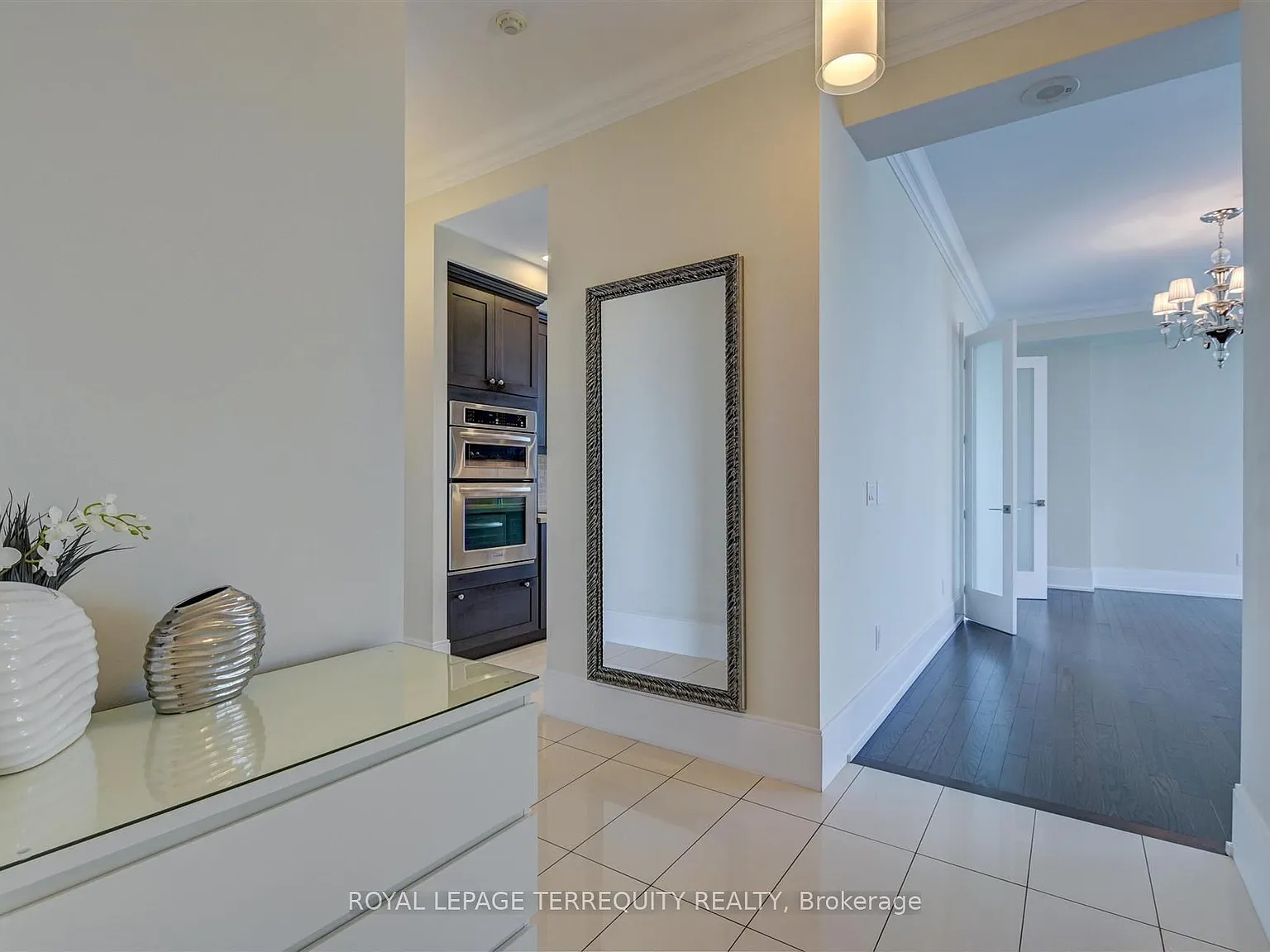 3 bed, $6,500 — Photo 3