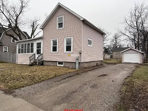 509 3rd St Photo 1