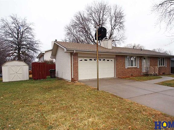 2nd image of 7200 Yosemite Dr