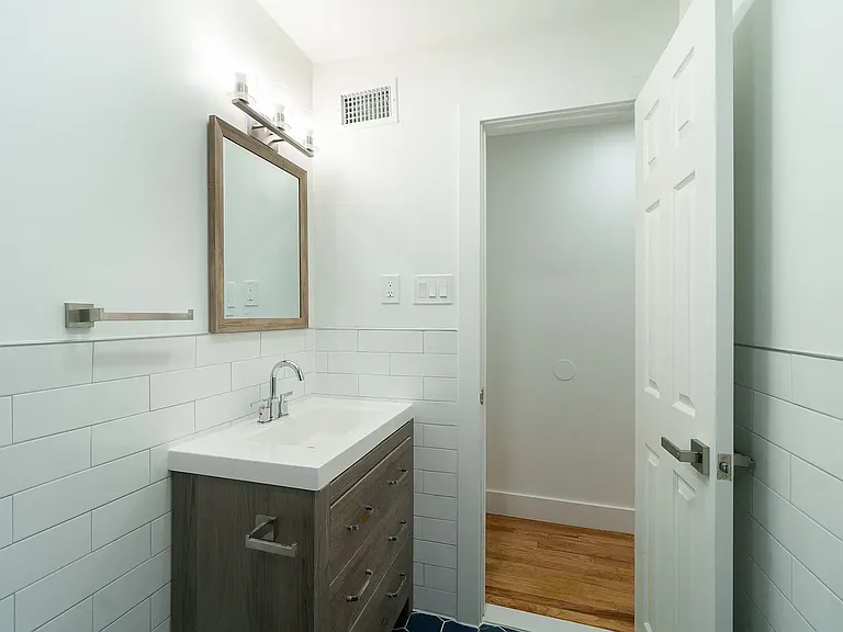 501 Adams Ln #6H — Photo 15