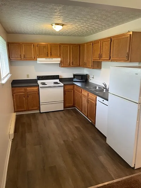 Celeron Suites — Photo 3