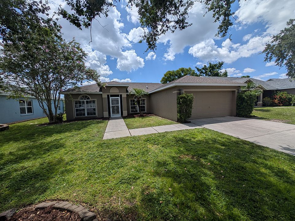 1st image of 4223 Donnington Dr