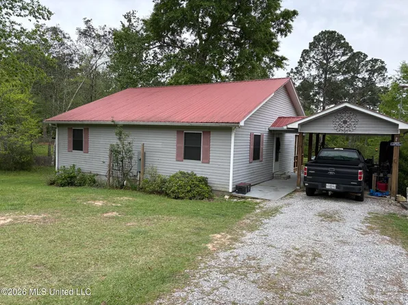 64 Lee Prine Dr, Perkinston, MS 39573