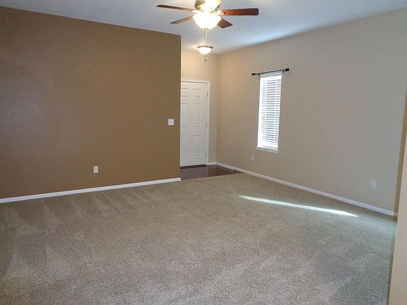 5th image of 8142 Silver Glen Dr