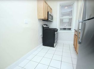 4307 Ditmars Blvd APT 1R, Astoria, NY 11105