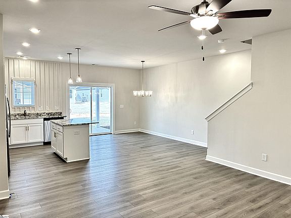 5th image of 1428 Johnstone Dr