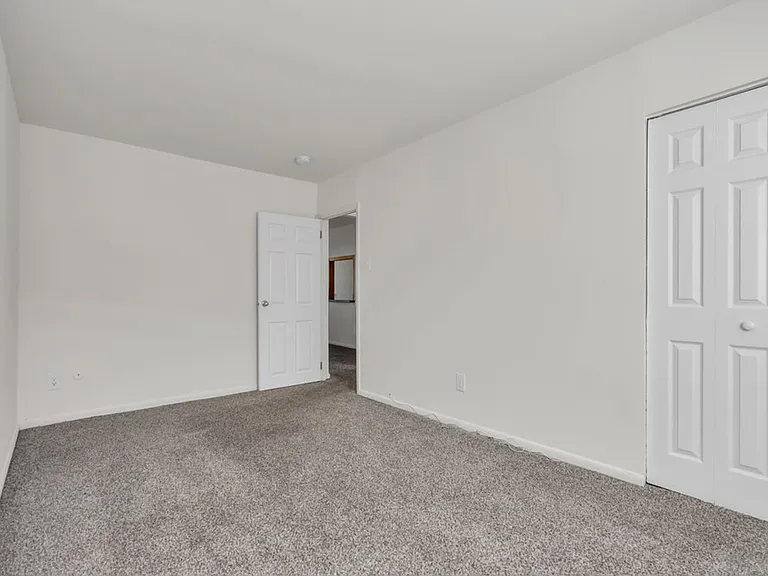 Laurelton Village Apartments — Photo 39