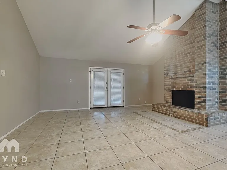 3218 Sedgeborough Cir — Photo 7