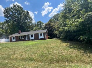 2579 12th Ave SW, Hickory, NC 28602