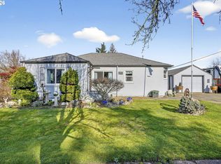 215 May St, Mount Angel, OR 97362