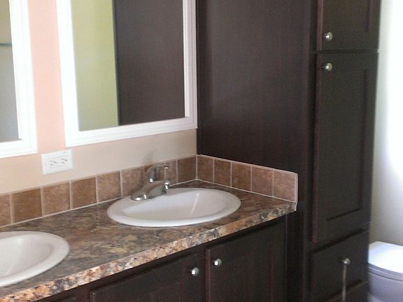 3rd image of 152 Durham Cir