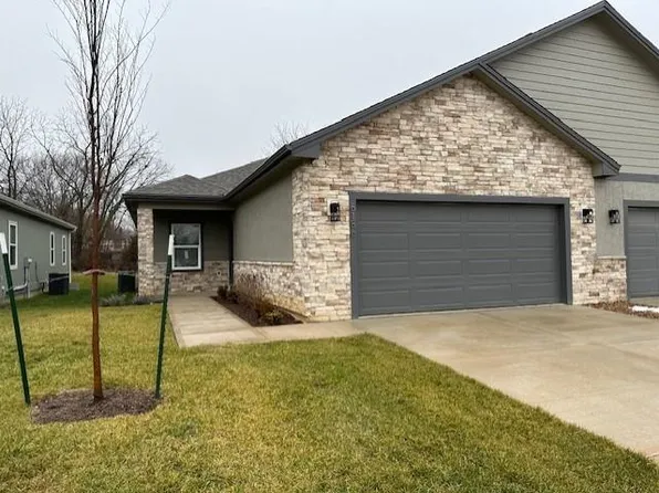 6120 Park St, Shawnee, KS 66216