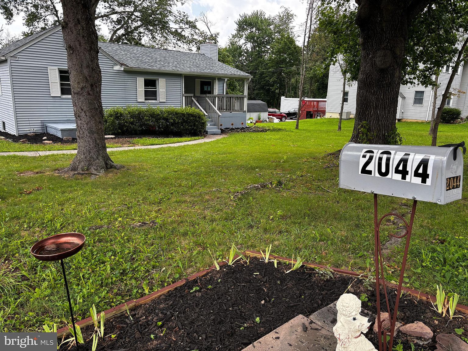 2044 Mill Rd