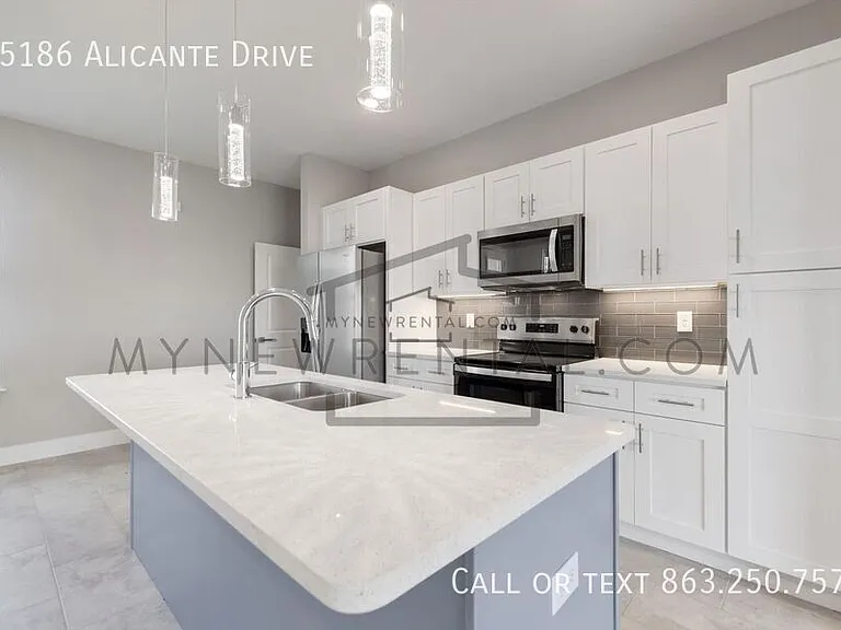 25186 Alicante Dr — Photo 17
