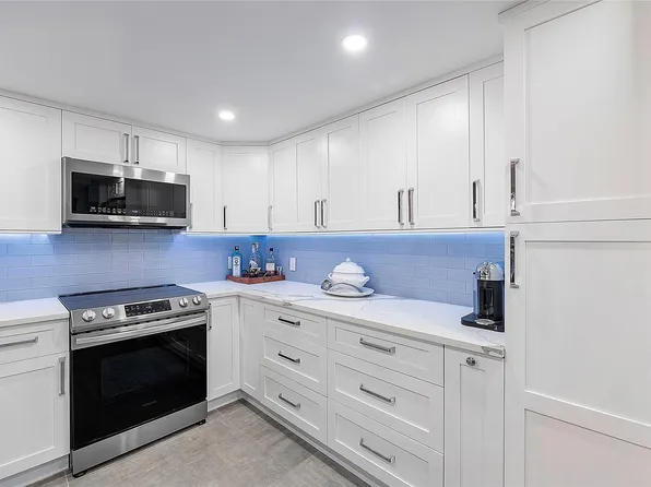 1150 Hillsboro Mile #905, Hillsboro Beach, FL 33062