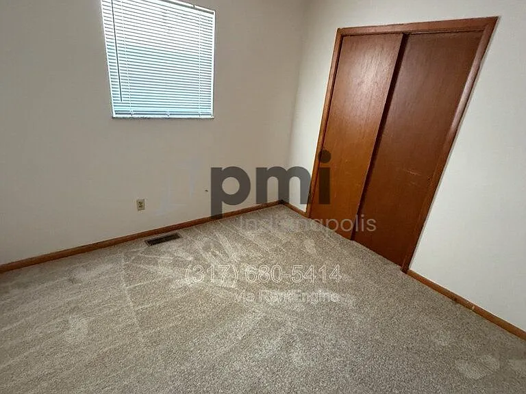 232 S Green St #A — Photo 12