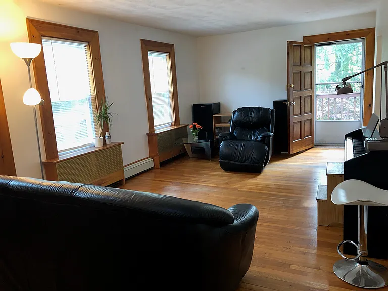12 Oakland Rd #2 — Photo 4
