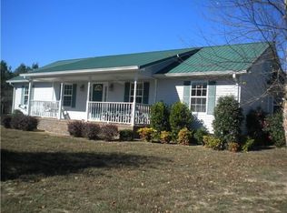 34 Vaughn Staggs Rd, Summertown, TN 38483