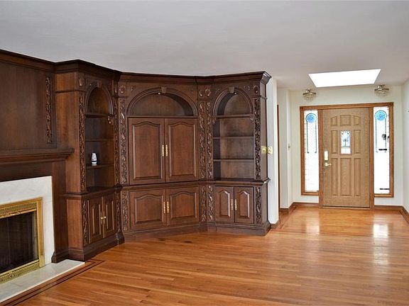 5th image of 55925 River Shore Ln