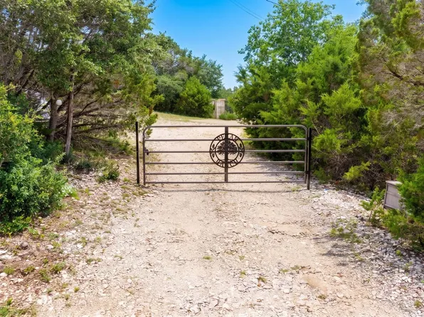 30 Pecan Br #2, Florence, TX 76527