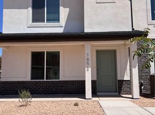 1656 S Wahweap Way, Washington, UT 84780