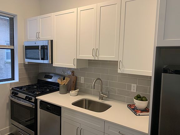 2nd image of 79 Park Dr #8B