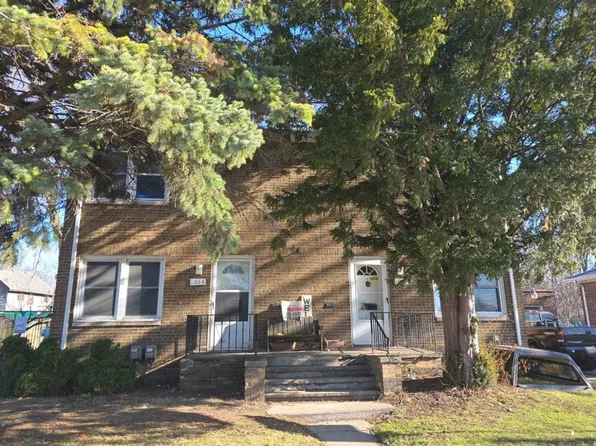 1014 Lake Lansing Rd, Lansing, MI 48906