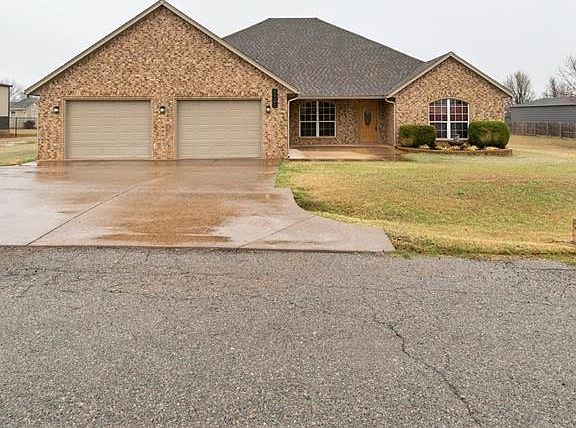 3rd image of 6905 Rolling Mdws