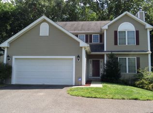 62 Meadow Brook Rd, Brookfield, CT 06804