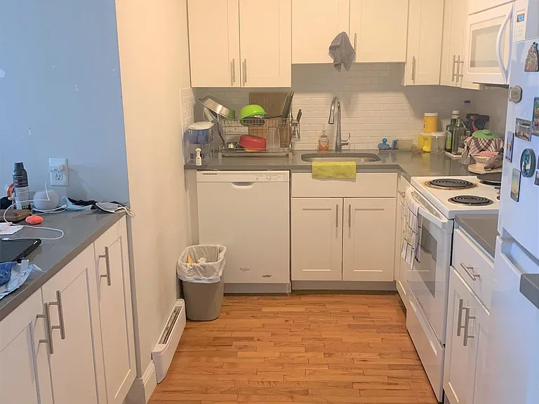 127 Summer St — Photo 2