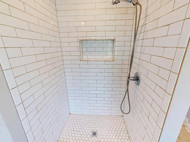 808 Dixie Dr — Photo 15