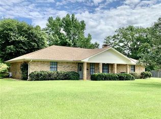 320 B & B Ln, Hallsville, TX 75650