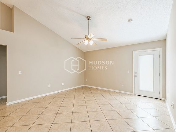5th image of 2044 Hunters Trace Cir