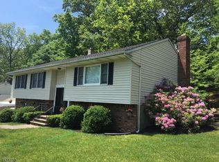 15 Alexandra Rd, Landing, NJ 07850