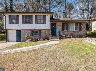 989 Queen Elizabeth Way, Morrow, GA