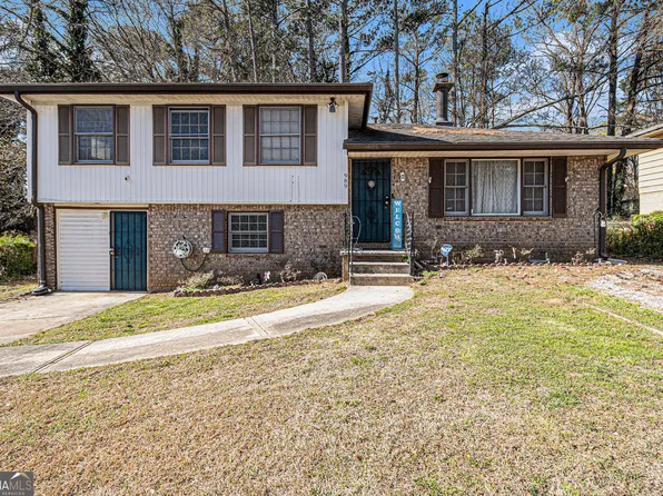 989 Queen Elizabeth Way, Morrow, GA 30260