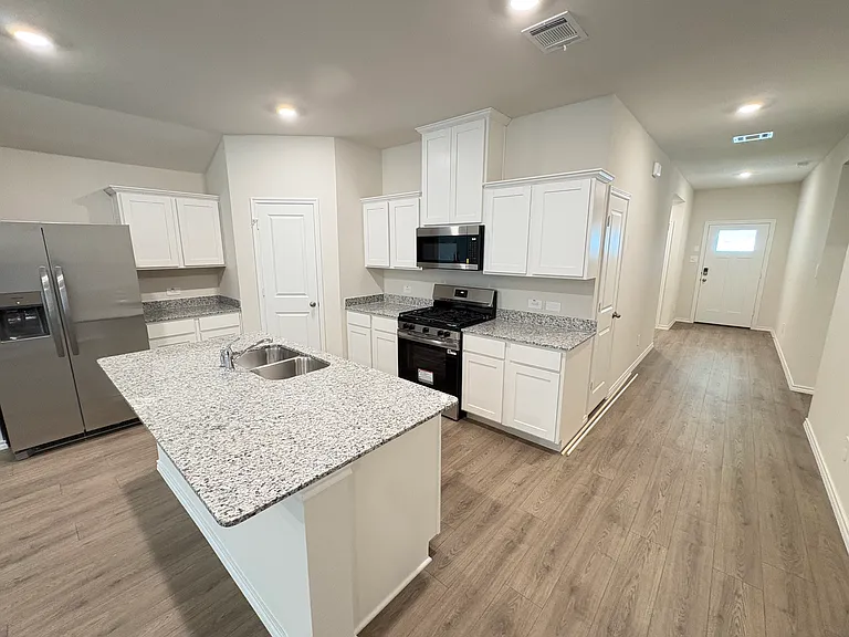 811 Orchid Way — Photo 9