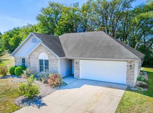 15817 Timberwillow Dr, Huntertown, IN 46748