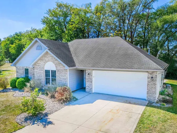 15817 Timberwillow Dr, Huntertown, IN 46748