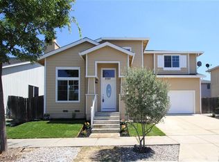 2350 Lapis Ln, Santa Rosa, CA 95404