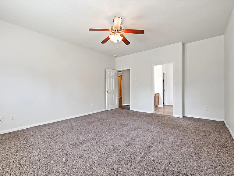 8618 E Highlands Xing — Photo 14