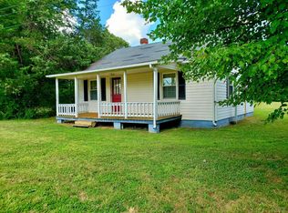 7572 Red House Rd, Appomattox, VA 24522