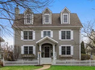 627 S Thurlow St, Hinsdale, IL 60521