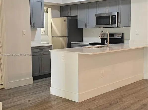 2600 S University Dr APT 209, Davie, FL 33328