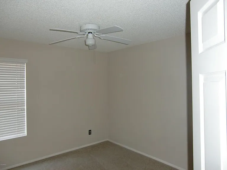 3305 E Wildwood Dr — Photo 11