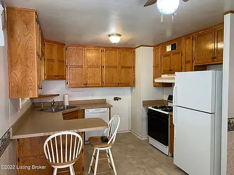 8619 Gary Way — Photo 9